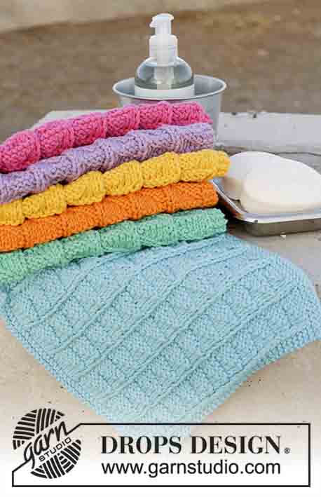 189-12 Rainbow Waffles by DROPS Design