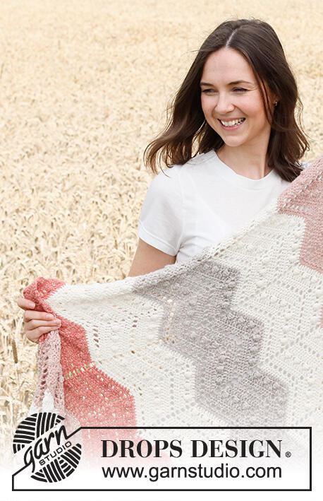 220-30 Carnival Cuddles by DROPS Design