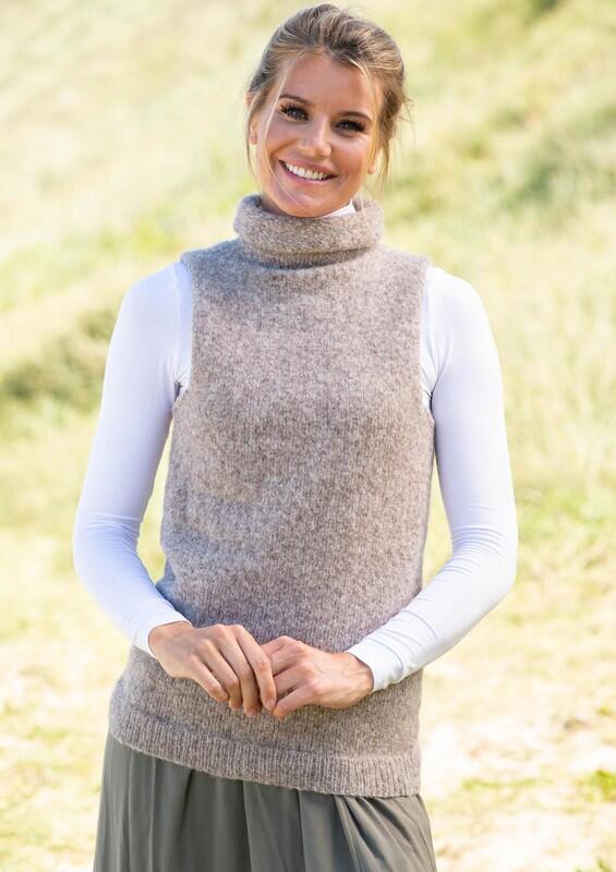 1814 - Clinging Vest