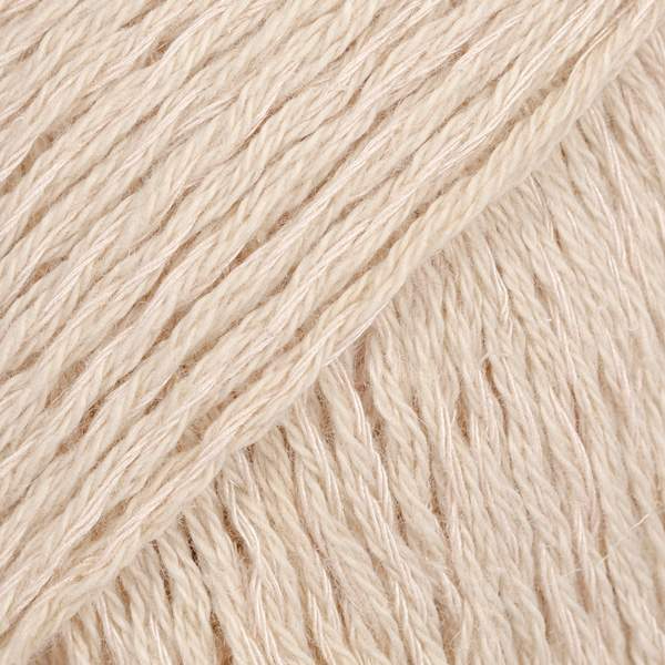DROPS Belle 03 Light beige (Uni colour)