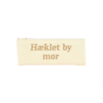 Hæklet by mor